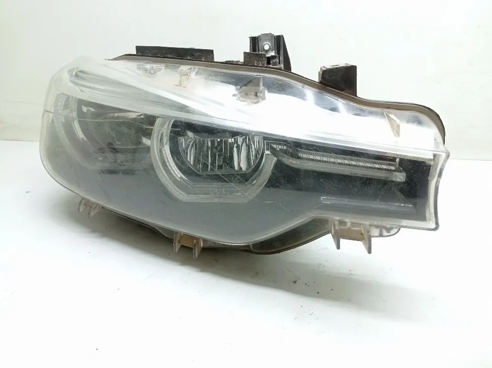Farol Direito Bmw 320i Active 2.0t 2018 873956002 2